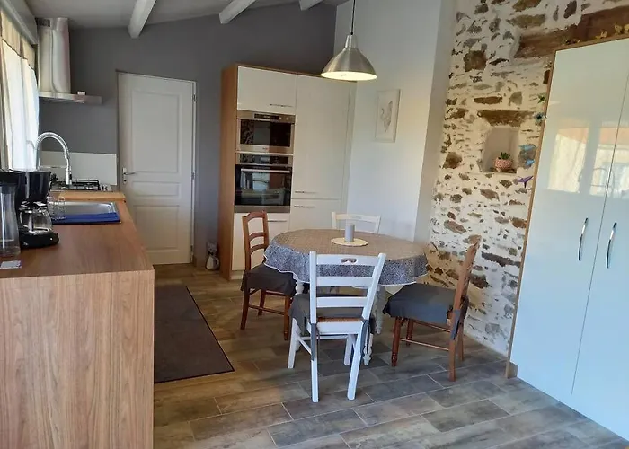 Grand Lieu : Maisonnette Au Calme Avec Jardin Saint-Lumine-de-Coutais