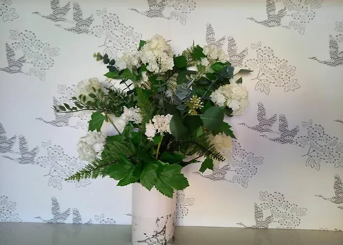 בית נופש Grand Lieu : Maisonnette Au Calme Avec Jardin *